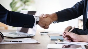 EL DNU y la reforma de los contratos privados
