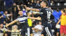 Imagen de Gimnasia derrotó a Colón en Rosario y lo condenó al descenso