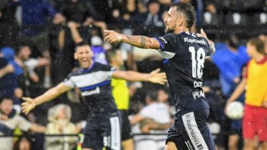 Con un golazo de Colazo, Gimnasia salvó la categoría y mandó a Colón al descenso.