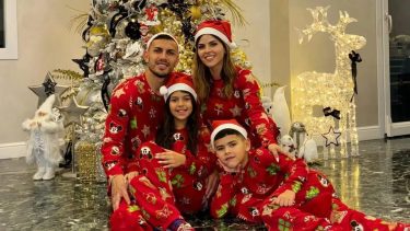 La tierna postal de Leandro Paredes junto a su familia: "Feliz navidad para todos"