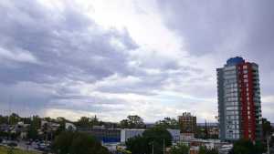Hasta cuándo habrá lluvia en Neuquén y Río Negro: qué pasa con el viento en el Alto Valle
