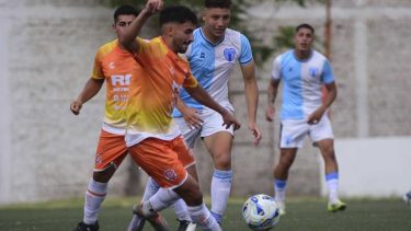 La Amistad y Deportivo Roca empataron 0 a 0 en la ida en el Maiolino. (Foto: Andrés Maripe)
