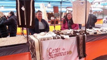 “Gente de Somuncura”, la cooperativa que le dio una nueva fuente de ingresos a las artesanas de la Línea Sur. Foto: Gentileza Sandra Martínez. 