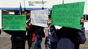 Estudiantes de Viedma reclamaron por la reducción del transporte en una escuela rural