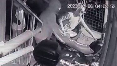 Una cámara de seguridad filmó el robo en Cipolletti. Foto: Gentileza.