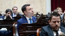 Imagen de Fracasó el intento para reunificar a la UCR en Diputados: cómo quedaron los bloques