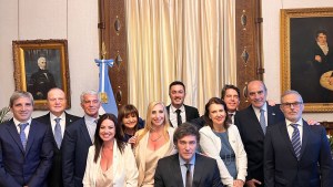 No hay reducción, pero sí reestructuración: los nuevos ministerios de Javier Milei absorben las áreas que ya existían