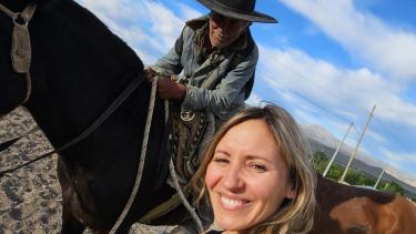 Celina Barchiesi, la influencer apasionada por el norte neuquino