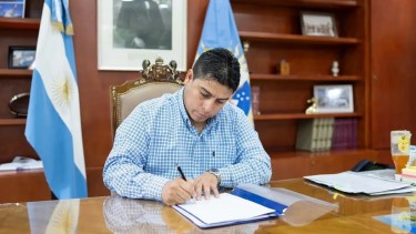 El gobernador de Santa Cruz anunció que no le pagará el sueldo a Alicia Kirchner: «Ordenaremos todo»