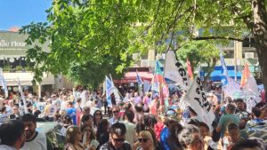 Docentes de Neuquén y Río Negro se suman al paro nacional docente del lunes