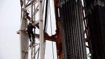 Imagen de Día del Petróleo: Vaca Muerta al frente de una industria en pleno auge 