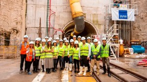 Ley Ómnibus: sin YPF, el listado completo de las 40 empresas públicas que Milei pretende privatizar