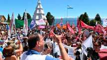 Imagen de Paro de CGT y CTA en Bariloche: «Nos unió el espanto»