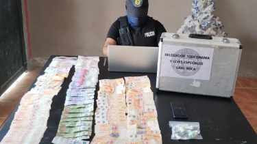 Delivery narco en Roca: detuvieron a dos hermanas durante los allanamientos