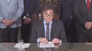 Javier Milei confirmó que se van a emitir billetes de 20.000 y 50.000 pesos