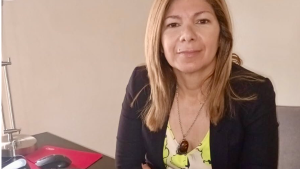 Quién es la directora de Horizonte seguros, protagonista del último anuncio de Weretilneck