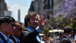 Milei sacó su primer su primer DNU para reducir la cantidad de ministerios