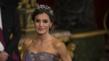 Letizia Ortiz se encuentra incómoda en medio de rumores de infidelidad.-