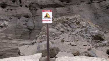 Riesgo por derrumbe en acantilados del Condor. Foto: Marcelo Ochoa