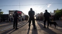 Imagen de En Viedma marcharon contra el «plan de ajuste» de Milei, sin protocolo antipiquetes