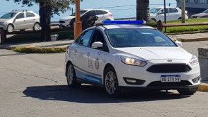 Provocaron disturbios en el centro de Bariloche y los detuvieron: portaban armas y droga