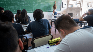 Becas a estudiantes de Neuquén: Más de 16.800 personas solicitaron la ayuda económica