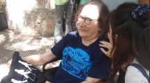 Imagen de Charly García reapareció en redes y emocionó a todos con una foto junto a un perrito