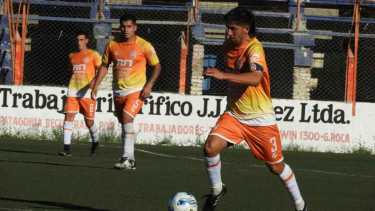 Guillermo Aguirre, un referente que no seguirá en Deportivo Roca.