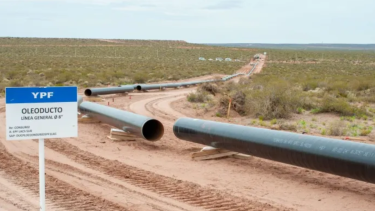 Los primeros movimientos para la construcción del oleoducto de YPF ya se ven en la región.
