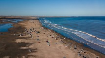 Imagen de En El Cóndor bajan los precios de alojamientos, hay fiesta y más turistas: cuánto cuesta ir