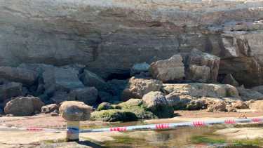 El derrumbe se registró en la primera bajada de Las Grutas