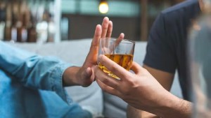 Qué le ocurre al hígado cuando dejás el alcohol: grasa y cicatrices