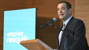 Para Castelli «hay que ver» la continuidad del acuerdo salarial por inflación para estatales en Neuquén