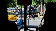 Imagen de Milei quitó subsidios al transporte del interior: «Sin fondos, el cierre es inevitable», dijo el empresariado