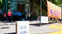 Imagen de Obreras textiles suspendieron la manifestación por la tormenta: quieren respuestas de Tobares