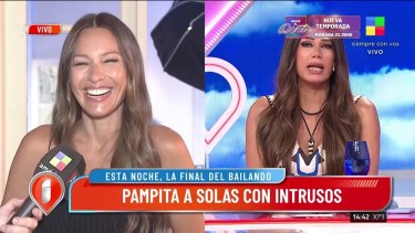 Flor de la V quiso elogiar a Pampita y le salió mal.-