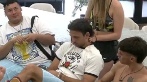 Susurros en Gran Hermano: Tres participantes hablaron sin micrófono ¿Habrá sanción?