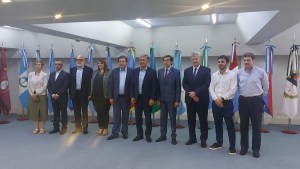 Los gobernadores petroleros presionan para modificar artículos de la Ley Ómnibus