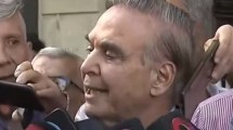 Imagen de La incómoda pregunta de un peatón a Pichetto cuando hablaba con los medios: «Ordenen el tema»