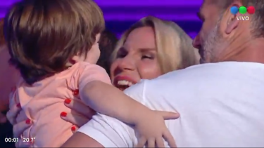 El reencuentro de Carla con sus hijos.
