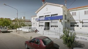Intento de robo al Correo Argentino en Viedma: un grupo de adolescentes fueron demorados