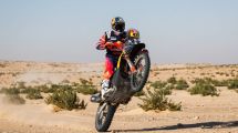 Imagen de Rally Dakar: Rostan sigue su marcha y los Benavides no se entregan