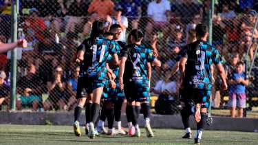 Rincón jugará la final por el ascenso contra Colón de San Justo el domingo en Río Cuarto. (Foto: Fabián Ceballos)