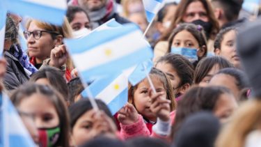 Expectativas de los argentinos para el 2024. Optimismo general, preocupación por la economía.