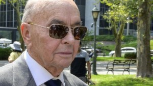 Joe Lewis se declaró culpable de uso de información privilegiada: enfrenta un juicio en Estados Unidos