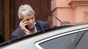 Caputo tendrá una reunión clave este lunes con la delegación del FMI 