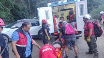 Imagen de Rescate de una turista de Córdoba, antes de fin de año, en un mirador de San Martín de los Andes