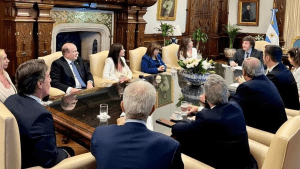 Milei inició el año con una reunión de Gabinete: con eje en la ley ómnibus y un posible viaje a la Antártida