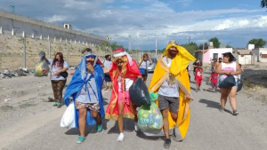 Los Reyes Magos llegan a Roca: realizan una colecta solidaria de juguetes y golosinas