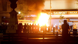 El Gobierno porteño presentó imágenes para identificar a las personas que provocaron daños en la plaza del Congreso